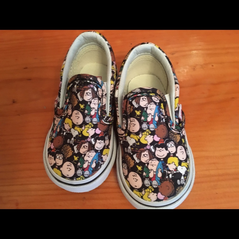VANS- Peanuts & Gang